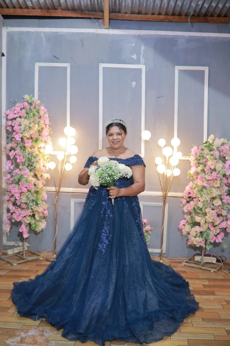 Elisabeth Tikan, S.Pd , Gr